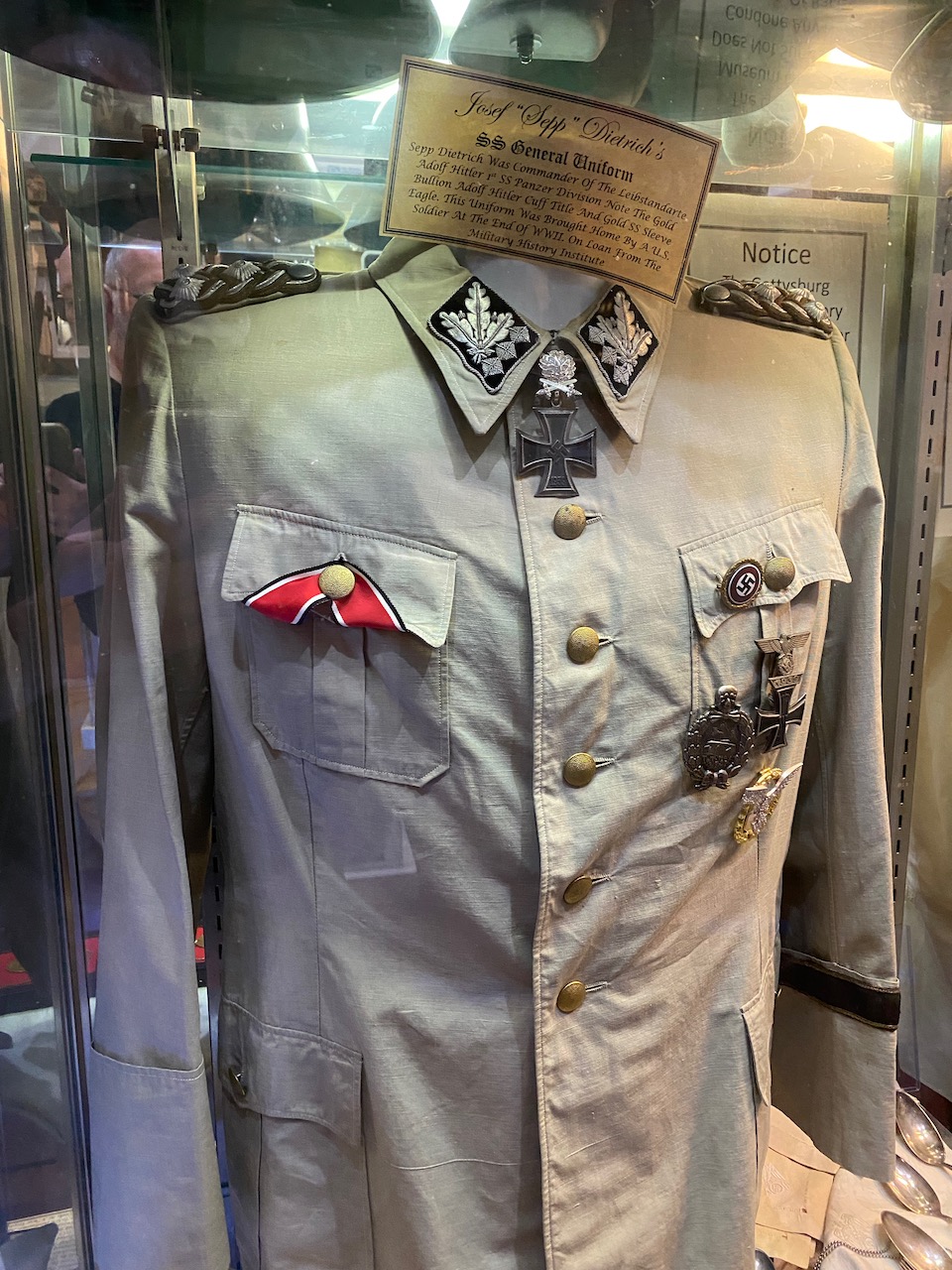 Gettysburg History Museum - sepp dietrichs ss uniform