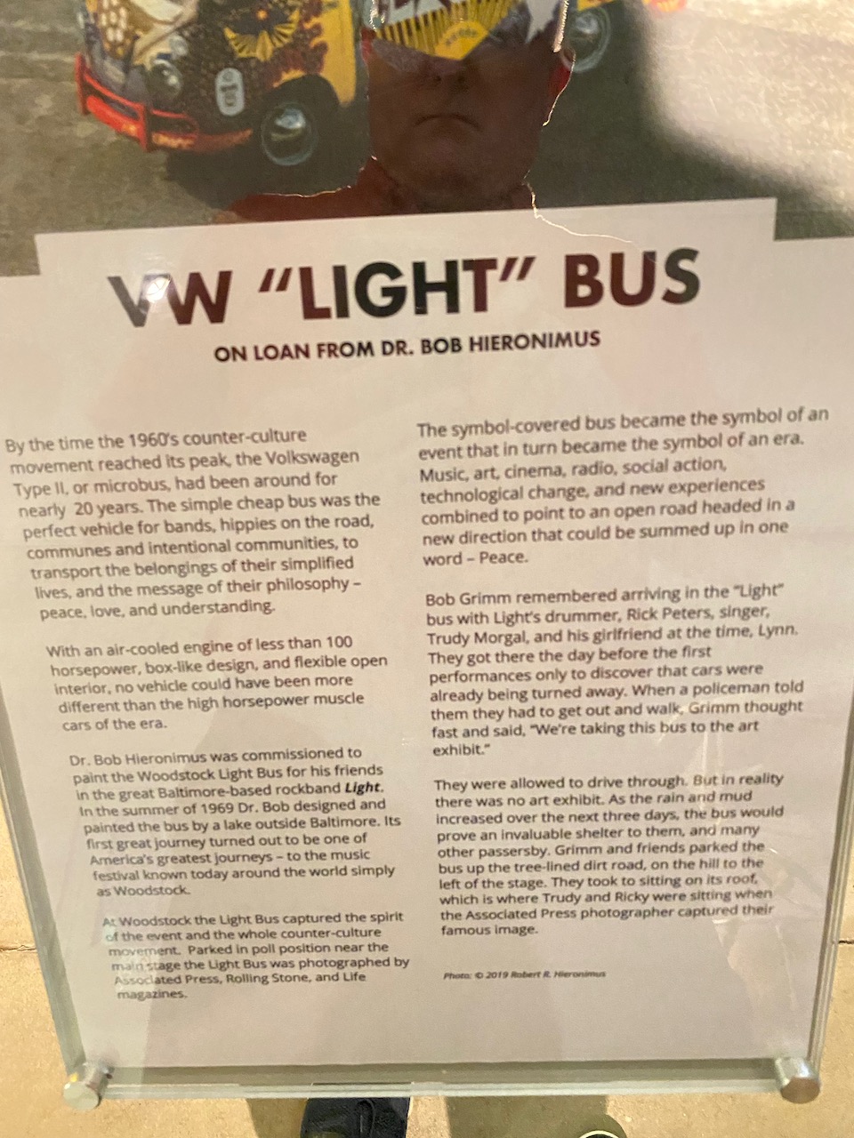 saratoga spa - vw light bus sign